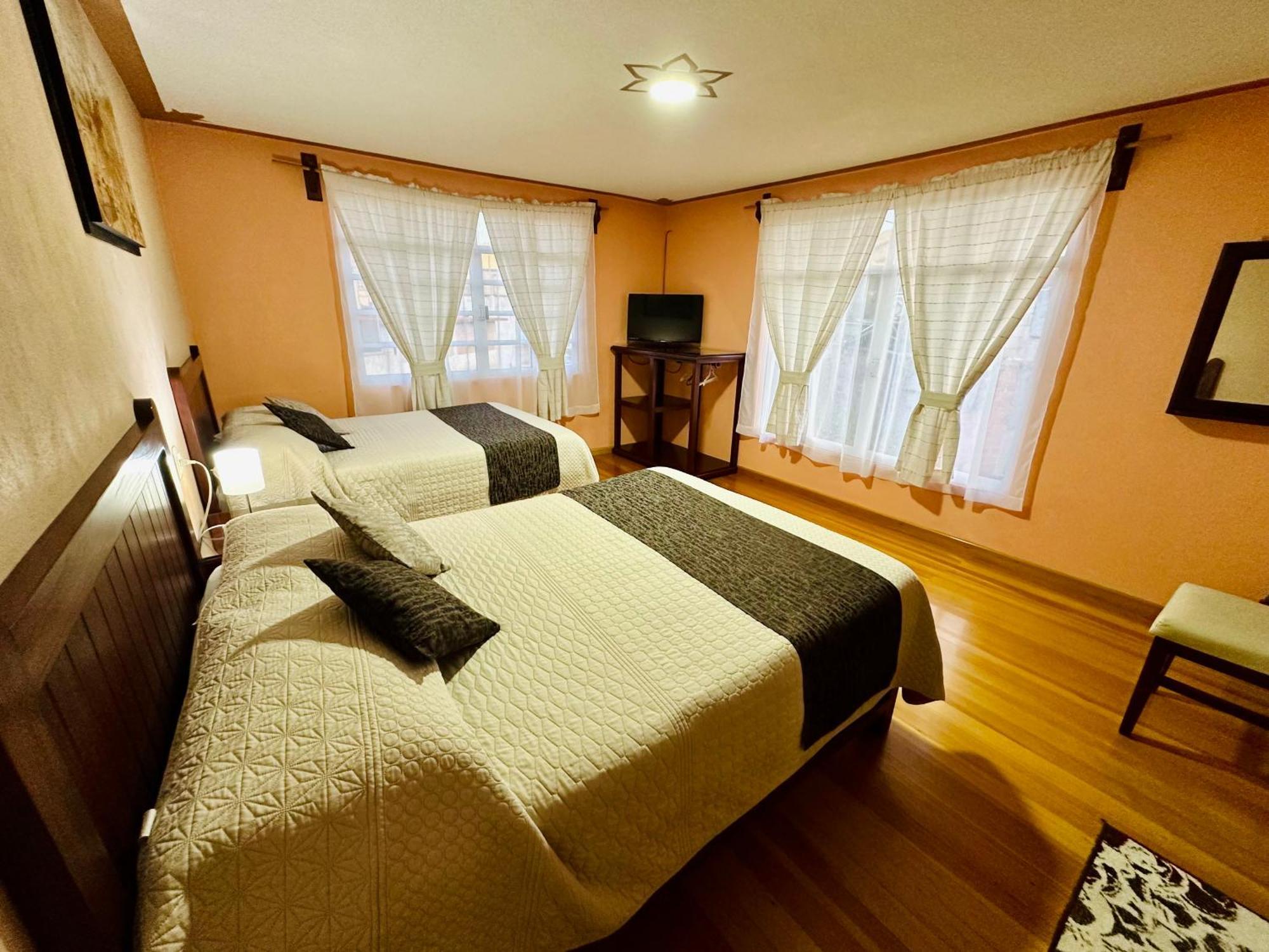 Hotel Monarca Tlalpujahua de Rayón Esterno foto