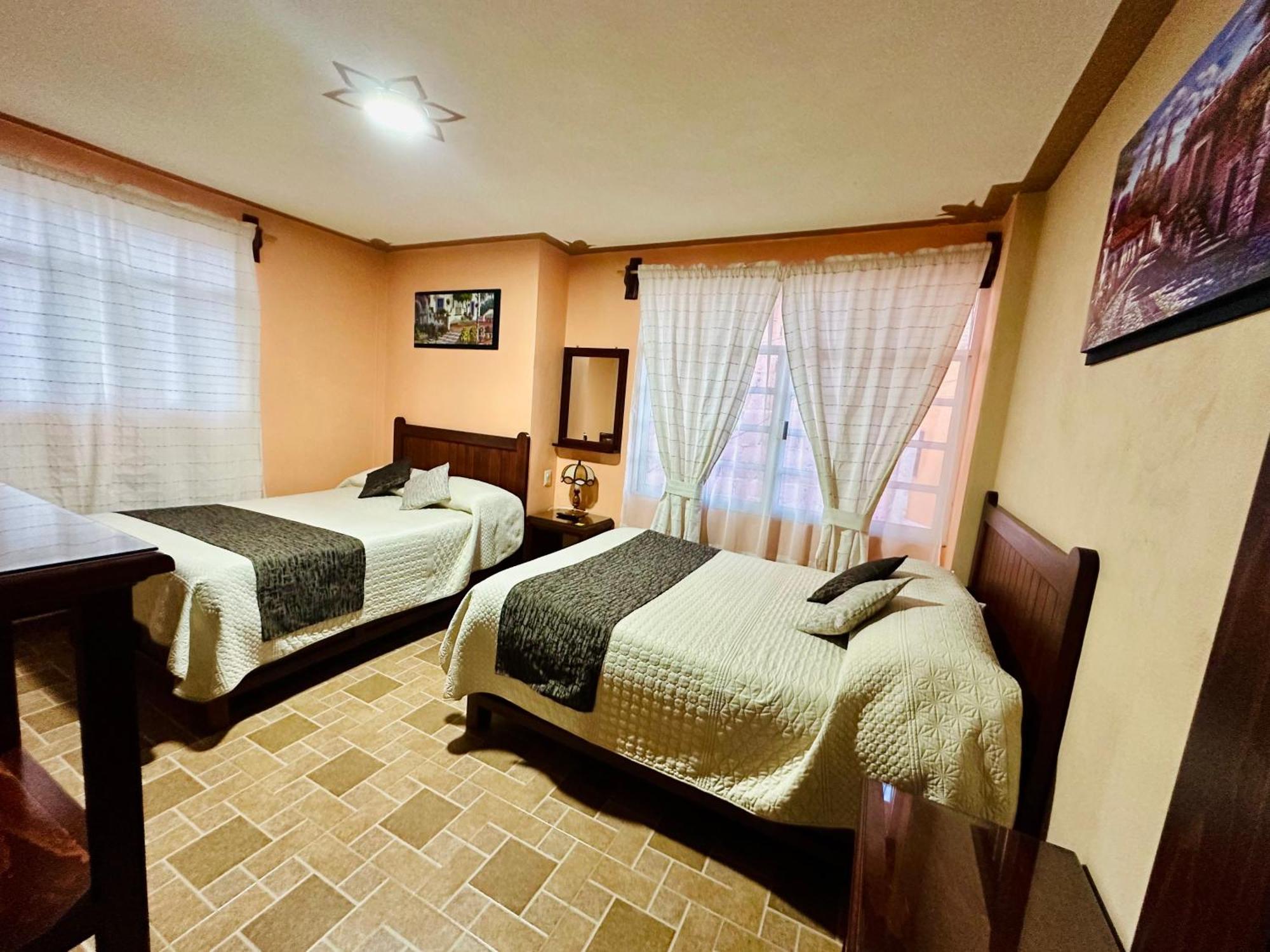 Hotel Monarca Tlalpujahua de Rayón Esterno foto