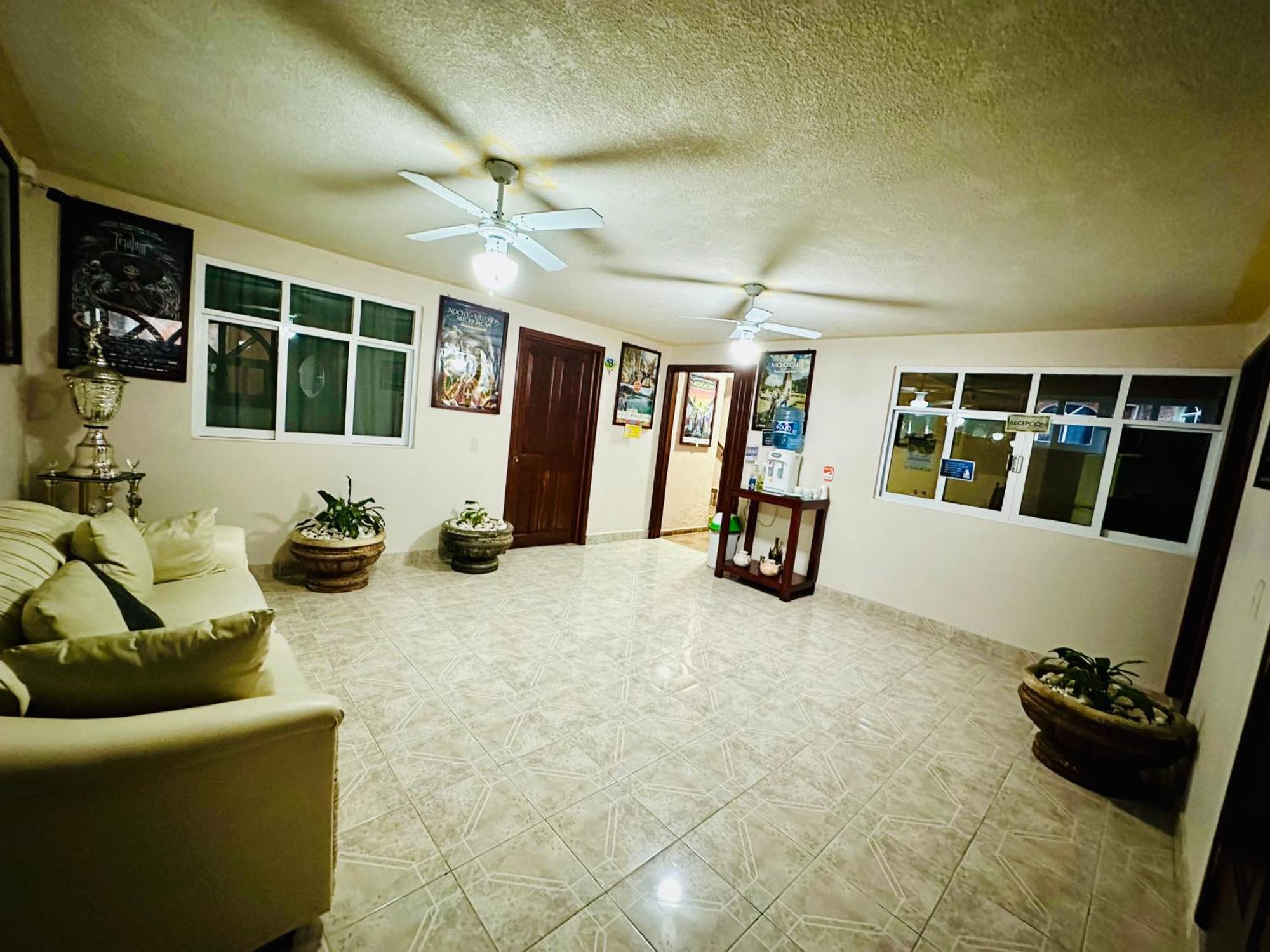 Hotel Monarca Tlalpujahua de Rayón Esterno foto