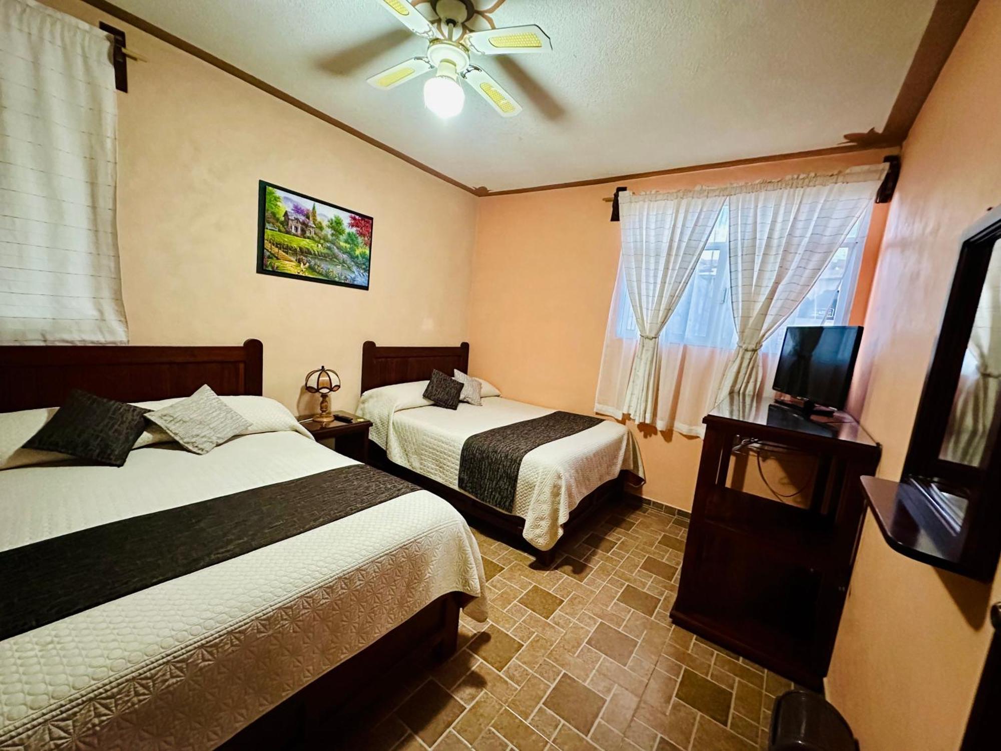 Hotel Monarca Tlalpujahua de Rayón Esterno foto